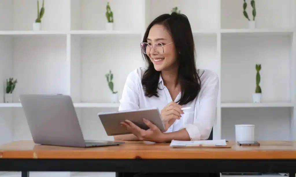 Executive assistant skills 2026 AI and digital tools in modern office