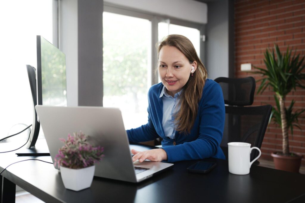 Executive assistant certification in the UK